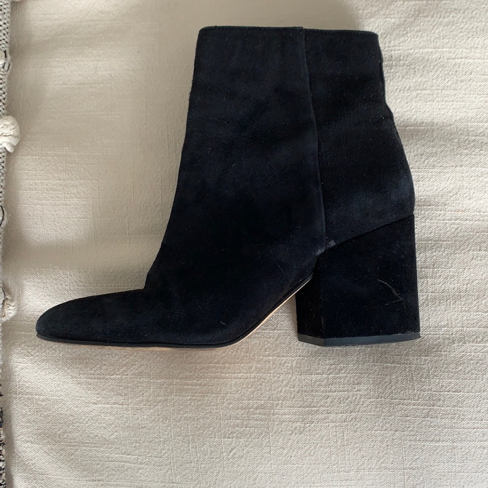 Lightly worn Sam Edelman booties